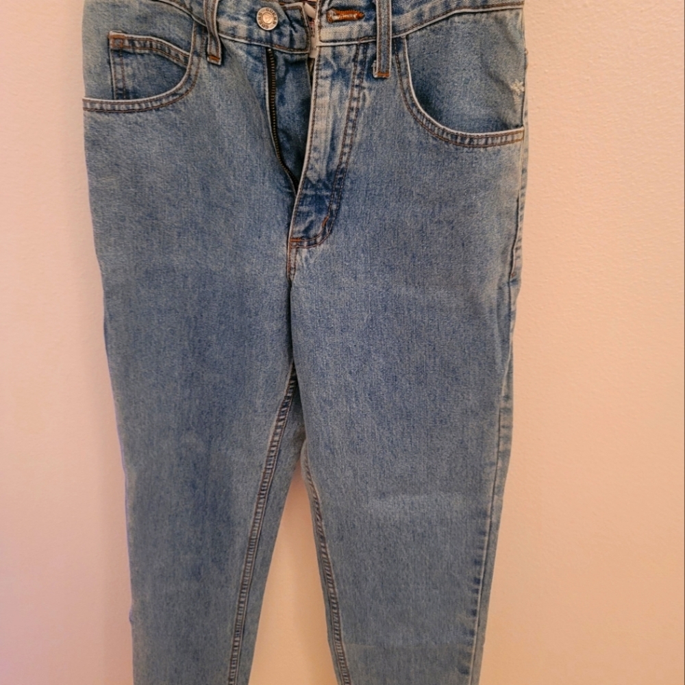 GUESS JEANS